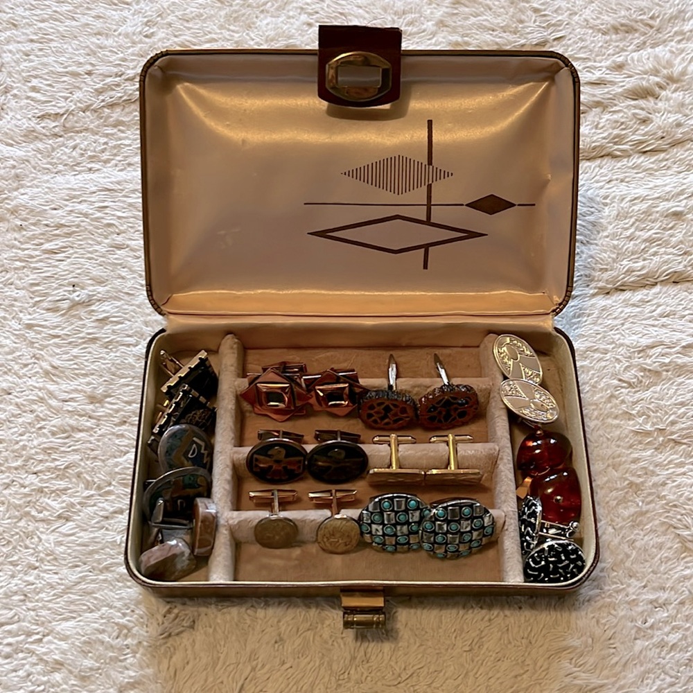 Vintage quality cuff links 30’s-70’s.